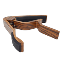 Capo universel en gros pour guitare, basse, banjo, violon, mandoline – en bois de Sapele et métal noir, fabriqué en aluminium
