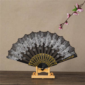 Vente en gros d'éventail papillon de style chinois Éventail en <span class=keywords><strong>bambou</strong></span> peint multicolore imprimé espagnol estampé à chaud de poudre d'or de poteau noir - Product Image 4