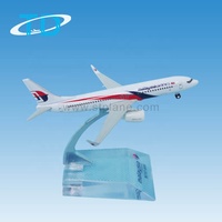 Maquette en métal de l'avion B737-800 de Malaysia Airlines, échelle 1:400, 9 cm, modèle d'avion moulé sous pression avec impression sérigraphiée, cadeau d'affaires