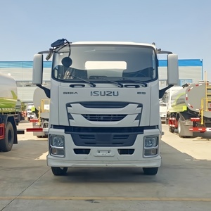 Camión Cisterna de Agua ISUZU GIGA 12CBM Diésel 4x2 para Supresión de Polvo con Bomba, Cañón de Niebla de 120m y Pistola de Agua - Product Image 2