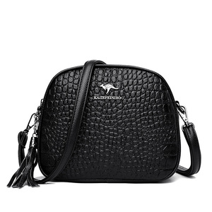 Sac à bandoulière rétro en cuir PU tendance, sacs à main noirs avec bandoulière – Vente chaude - Product Image 1