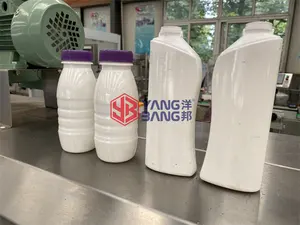Otomatik yuvarlak şişe etiket Shrink kol Wrap kol etiketleme makinesi içecek enerji içme şişesi kollu etiketleme küçültmek