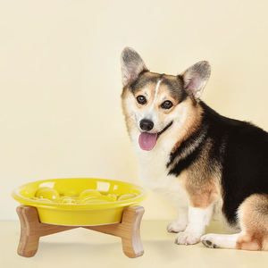 Ciotola per animali domestici in ceramica da 8.5 pollici per alimenti e acqua lenta ciotola per cani pianeta stelle ciotole per gatti con supporto in legno - Product Image 2