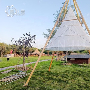 Tienda de Campaña Piramidal Tipo Tipi para Campamento al Aire Libre, Eventos y Fiestas, con Linterna de Bambú - Product Image 3