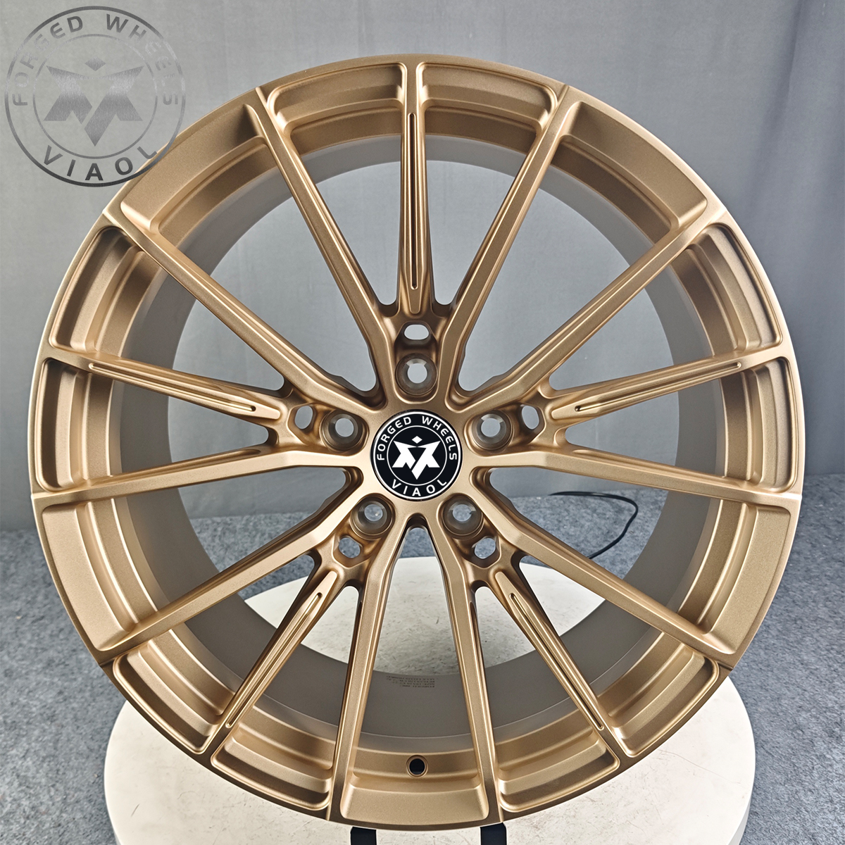Bronze champagne