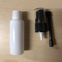 Bouteille de pulvérisation de gorge nasale blanche de soins personnels 10ml 20ml 30ml bouteilles de pulvérisateur oral avec la longue buse