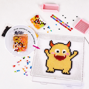 ชุดลูกปัดรีดร้อนแบบขายส่งสำหรับงานเทศกาล ลายดอกไม้ ทะเล และลายสวนสนุก - Product Image 2