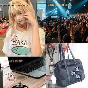 Badge numérique en plastique de 1,8 pouce avec LED clignotante pour vidéo/photo, personnalisable, style découpé, imprimé, pour sacs de mode, avec épingle de sécurité - Product Image 4