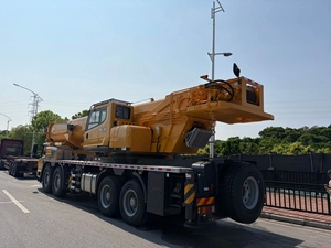 Grue XCT100 d'occasion de 100 tonnes, bien entretenue, testée et fonctionnelle, prix abordable, grue d'occasion 100t 130t 160t 200t en promotion - Product Image 3