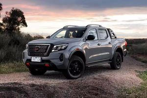 Camioneta <span class=keywords><strong>Nissan</strong></span> Navara en Oferta, 4x4, Caja <span class=keywords><strong>de</strong></span> Cambios Automática, 150-200 CV, Nueva Condición, Emisión Euro VI, Neumáticos R18, Tracción Delantera, Depósito Izquierdo - Product Image 6