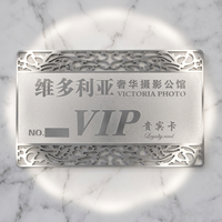 Tarjeta VIP de Metal de Lujo Personalizada, RFID/NFC 13.56 MHz, Impermeable, Chapada en Oro, Diseño Grabado para Membresía de Hotel o Negocios