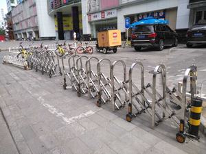 <span class=keywords><strong>Barrière</strong></span> <span class=keywords><strong>de</strong></span> <span class=keywords><strong>sécurité</strong></span> <span class=keywords><strong>amovible</strong></span> Qigong télécommandée <span class=keywords><strong>pour</strong></span> la gestion <span class=keywords><strong>de</strong></span> foule sur route, <span class=keywords><strong>piscine</strong></span> et concert – Fabricant - Product Image 3