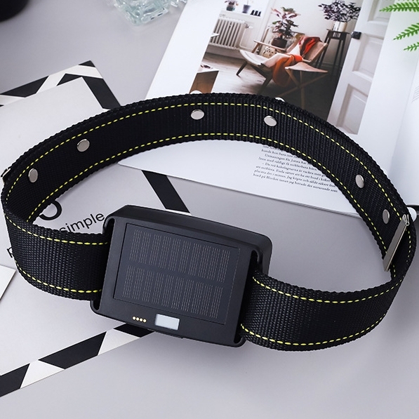 New 4G Solar-Powered GPS Cattle Sheep Locator Tracker with 1 Year Warranty for Remote Grazing Mountainous Areas
