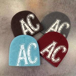 <span class=keywords><strong>Bonnet</strong></span> d'hiver unisexe en acrylique chaud et uni, tricoté gaufré, style vintage et sportif, avec étiquette tissée personnalisée pour la vente en gros - Product Image 1