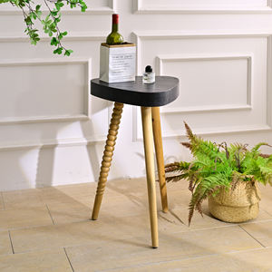 Mesa de Centro INNOVA de Estilo Europeo Moderno con Tapa de Madera Negra y Tres Patas, Fácil de Armar, Construcción Duradera para Sala de Estar - Product Image 2
