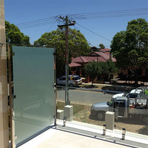 Clamp de fixation pour balustrade en verre trempé sans cadre en acier inoxydable, design moderne pour villa, centre commercial, balcon, Foshan - Product Image 5