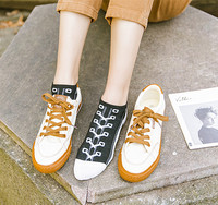 Fabrication en usine diverses chaussettes en coton coupe basse nouveauté baskets femmes chaussettes sport