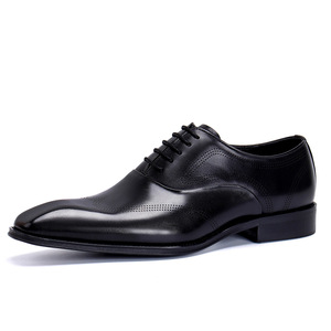 High-quality luxurious British Oxford <b>shoes</b> - men's hand-painted and embossed leather brogue <b>shoes</b> - Product Image 2