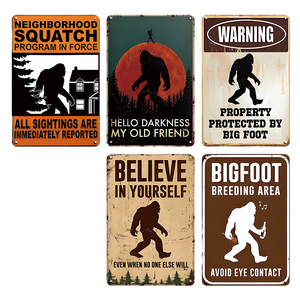 Panneaux d'avertissement et de <span class=keywords><strong>motivation</strong></span> humoristiques sur le thème du Bigfoot, plaque en métal rétro vieilli pour la décoration de cabane - Product Image 1