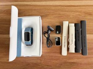 <span class=keywords><strong>Bracelet</strong></span> en silicone souple pour <span class=keywords><strong>Fitbit</strong></span> Charge 5, <span class=keywords><strong>bracelet</strong></span> de remplacement pour montre intelligente - Product Image 4