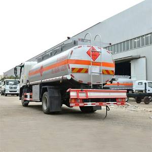 Dayun 4x2 Nouvelle capacité de 1000litres Réservoir de carburant Camion de transport d'huile de palme Camion-<span class=keywords><strong>citerne</strong></span> Camion <span class=keywords><strong>Citerne</strong></span> - Product Image 6