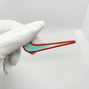 Distintivi Personalizzati in Pelle Microfibra PU <span class=keywords><strong>Argento</strong></span> <span class=keywords><strong>con</strong></span> Logo 3D, Nuovo Design, Patch in TPU <span class=keywords><strong>con</strong></span> Finitura Opaca Dorata per Cappelli - Product Image 4