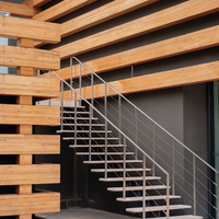 Escalier flottant simple en bois Prima Superior pour appartement duplex moderne