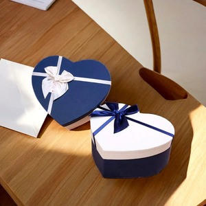Personalized <b>heart</b>-<b>shaped</b> logo gift <b>box</b>, made of customized paper cardboard, can be customized according to needs - Product Image 1