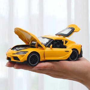 Modèle de <span class=keywords><strong>voiture</strong></span> de sport JDM Supra de luxe à l'échelle <span class=keywords><strong>1</strong></span>/32, en métal moulé sous pression, avec capot/coffre ouvrables, jouet en alliage à rétrofriction avec lumières et sons - Product Image 4