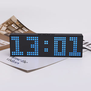 Réveil numérique à logo personnalisé, horloge LED matricielle à points, commande vocale, double usage (à poser ou à suspendre), couleurs éblouissantes, compte à rebours et compte à rebours en direct. - Product Image 2