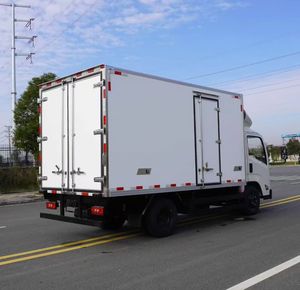 Camioneta <span class=keywords><strong>Refrigerada</strong></span> Pequeña para <span class=keywords><strong>Transporte</strong></span> Farmacéutico, con Aislamiento <span class=keywords><strong>de</strong></span> Poliuretano y Paneles <span class=keywords><strong>de</strong></span> FRP - Product Image 5