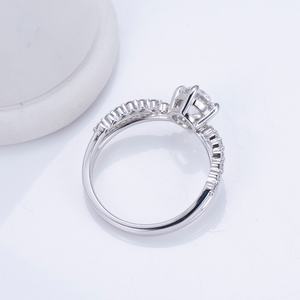 Anillo de Diamante Cultivado en Laboratorio MSR-1244 PT950 Oro Blanco 1ct D VS1 Forma Redonda Joyería Personalizada - Product Image 3