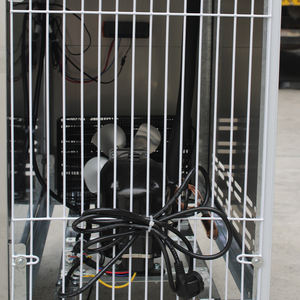 Mesa de Trabajo Refrigerada de Acero Inoxidable con Temperatura Única, <span class=keywords><strong>Congelador</strong></span> Bajo Encimera, Mesa de Preparación con Control Digital y Estantes Ajustables - Product Image 3