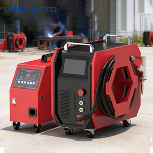 Machine de soudage, de découpe et de nettoyage multifonctionnelle à laser portative refroidie par air 5 en 1 - Product Image 1