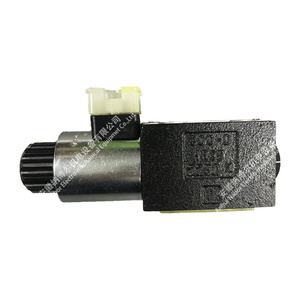 Válvula Direccional Solenoide de Retorno por Resorte de 2 Posiciones y 4 Vías PARKER D1VW020BNJP - Product Image 4