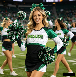 Tenue de cheerleading vert forêt et blanc avec strass, manches longues et <span class=keywords><strong>jupe</strong></span>, idéale pour les matchs de basketball et les rassemblements d'encouragement - Product Image 4