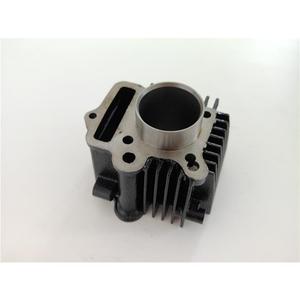 Culata de cilindro principal de freno de motor para motocicleta, 4 válvulas, cilindro principal de freno delantero para <span class=keywords><strong>C90</strong></span> - Product Image 1