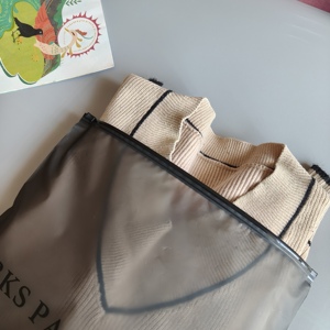 Sac à fermeture éclair personnalisé noir givré recyclable avec logo, sac d'emballage pour vêtements en CPE auto-scellant - Product Image 3