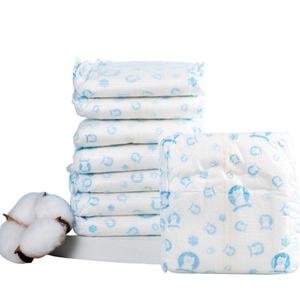 Couches jetables pour chiens de petite race (femelles et mâles) avec logo personnalisé, ultra absorbantes, anti-fuites, vente en gros ODM/OEM - Product Image 1