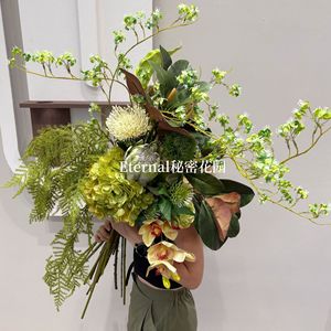 Arrangements floraux Secret Garden, décorations de mariage aux roses pour salles de mariage et entrées de jardins de Monet - Product Image 3