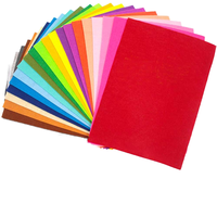 Tissu enduit de PVC antibactérien et antidérapant pour tapis de gymnastique professionnels et matériau de rembourrage pour atterrissages sportifs