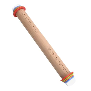 उच्च गुणवत्ता वाले प्लास्टिक रोलिंग पिन मोटाई के छल्ले के साथ उभरा समायोज्य बीच की लकड़ी रोलिंग पिन