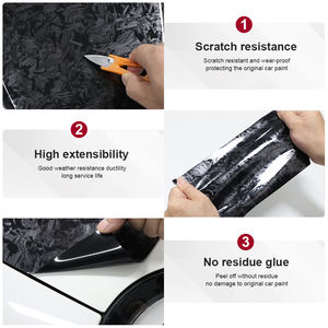 فيلم تغليف سيارات من الكربون الأحمر المصنوع بالطرق، فيلم فينيل أسود اللون عالي المرونة، ملصق سيارات من مادة PET - Product Image 5