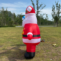 Modèle gonflable géant personnalisé de Père Noël tenant une canne à bonbons pour la décoration de jardin extérieur, pelouse, cour, fête de Noël