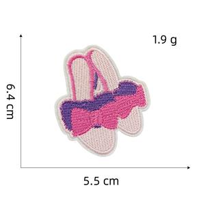 Nuova rosa ragazza cartone animato PVC toppa foro ricamato toppa paillettes in feltro computerizzato ricamo etichetta per accessori <span class=keywords><strong>di</strong></span> abbigliamento - Product Image 4