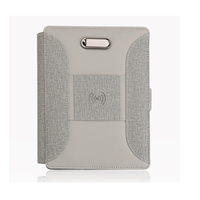 Batterie externe portable haut de gamme 8000 mAh avec charge sans fil, câbles intégrés pour téléphone, emplacements pour cartes et support pour stylo, type C