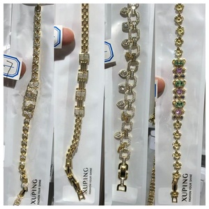 <span class=keywords><strong>Bracciale</strong></span> XUPING all'ingrosso placcato <span class=keywords><strong>oro</strong></span> 18K <span class=keywords><strong>24K</strong></span> con zirconi, lunghezza regolabile, gioielli raffinati da <span class=keywords><strong>donna</strong></span>, <span class=keywords><strong>bracciale</strong></span> alla moda in rame - Product Image 3