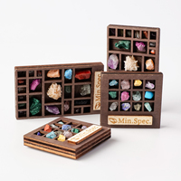 Set de Regalo de Colección de Muestras de Geología con Marco de Madera y Cristales Minerales en Bruto Surtidos al por Mayor