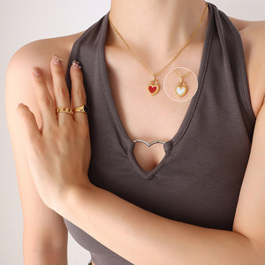 Collar de Cadena con Dije de Corazón de Dos Caras BJG0242N, Chapado en Oro, Acero Inoxidable, Estilo Lindo para Mujeres y Niñas - Product Image 5