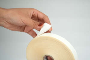 WALKER ULTRA HOLD - Material Compuesto para Extensiones de Cabello, Cinta Adhesiva, Conectores para Pelucas, Bolsa para Pelucas, Uso Doméstico - Product Image 6